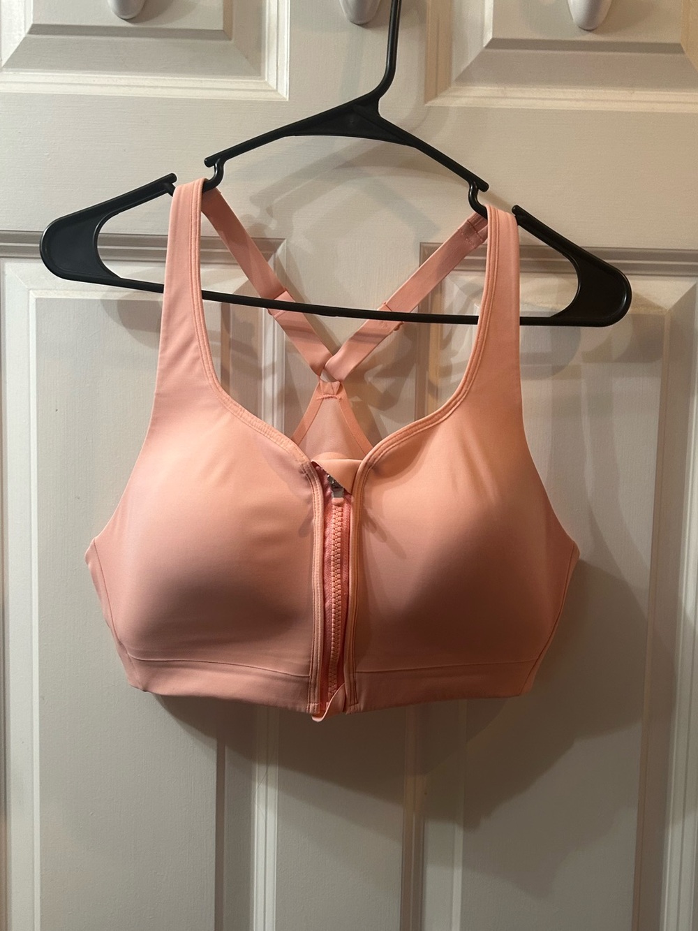 Athleta Advance Front-Zip Sports Bra Peach Pink size 36C